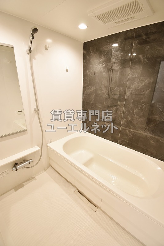 バス・シャワールーム　浴室