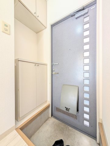 玄関　【玄関】