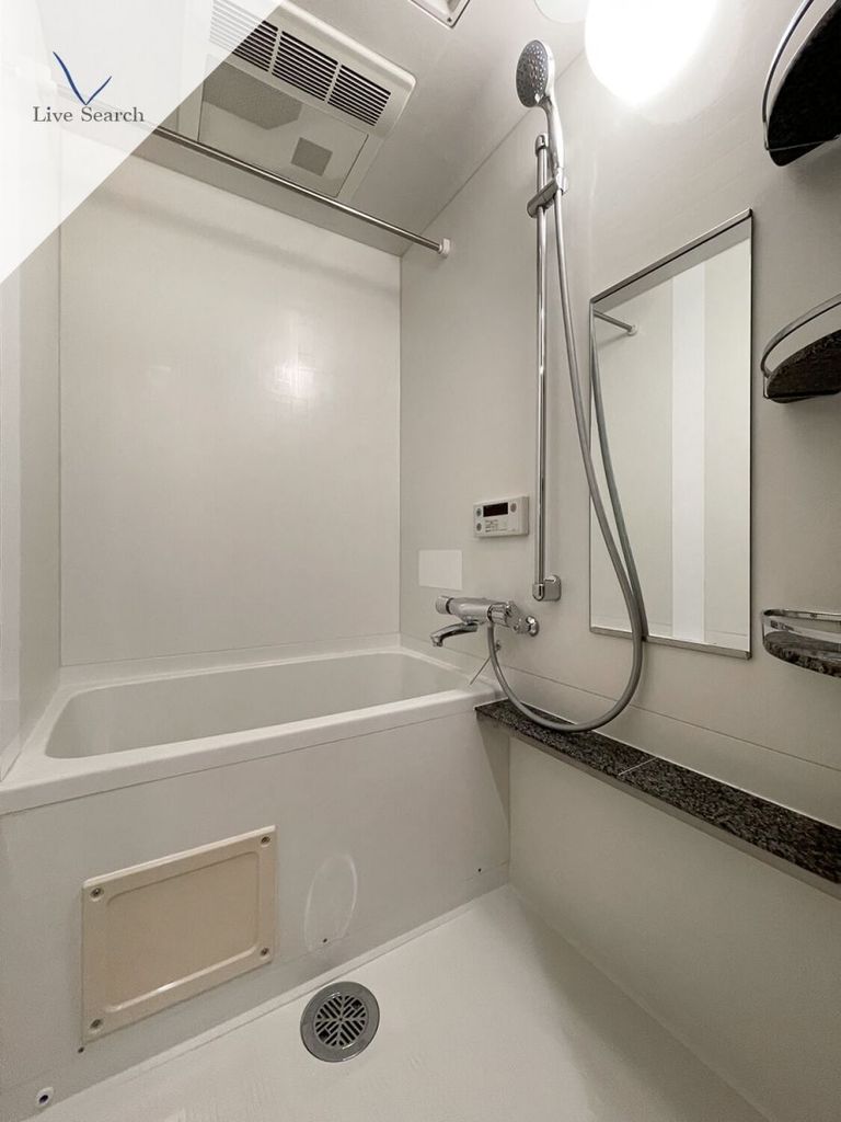 バス・シャワールーム　バス