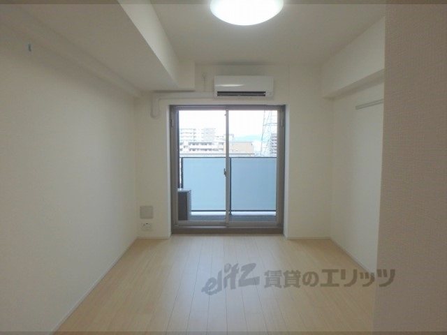 居室・リビング　居室