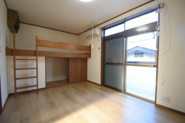 居室・リビング　同物件別部屋参考写真です。