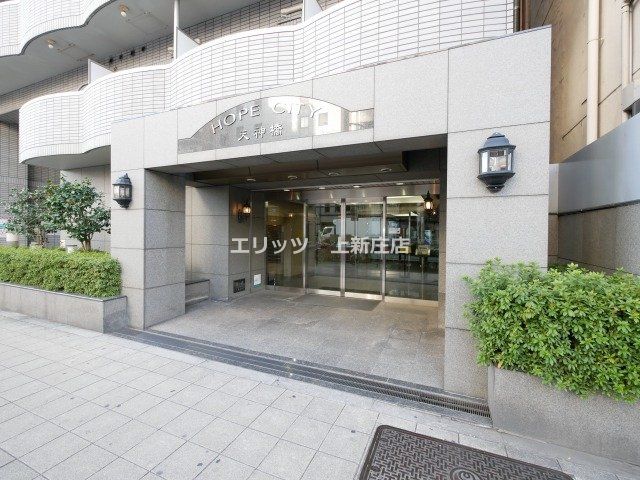 エントランス　エントランス