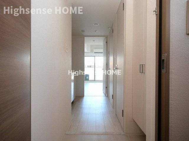 玄関　落ち着いた玄関です