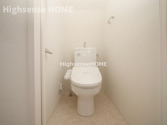 トイレ　落ち着いたトイレです