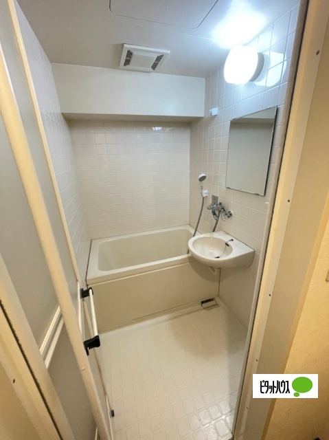 バス・シャワールーム　他号室