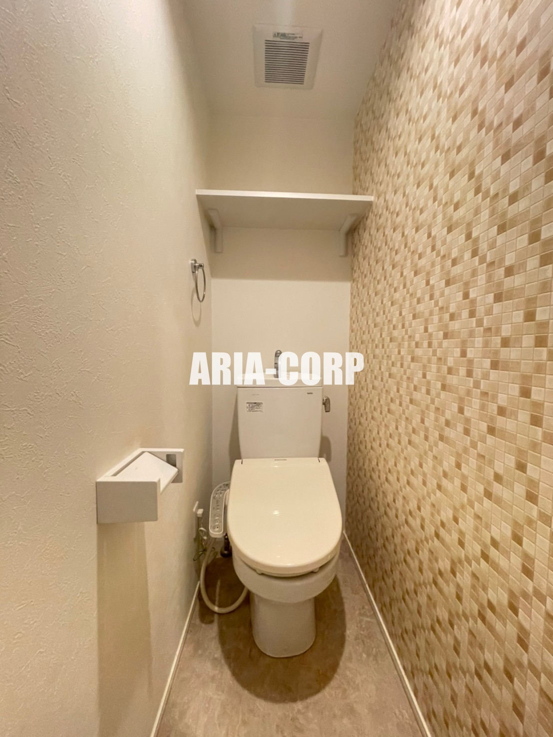 トイレ　ウォシュレット設備も標準装備です！