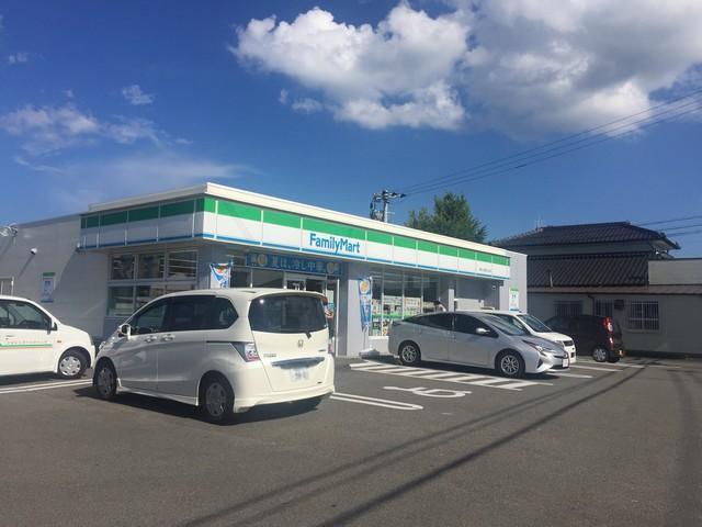 コンビニ　コンビニ（コンビニ）まで400m