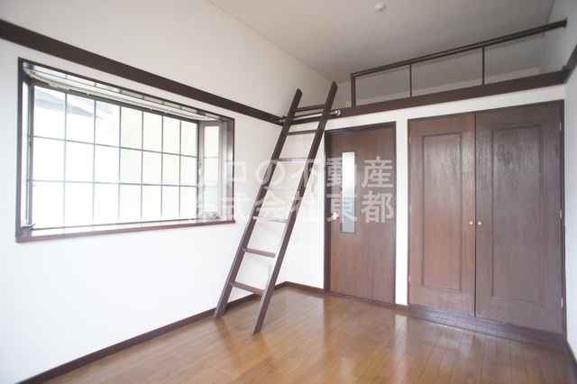 その他部屋・スペース　窓から暖かな日差しが入ります♪