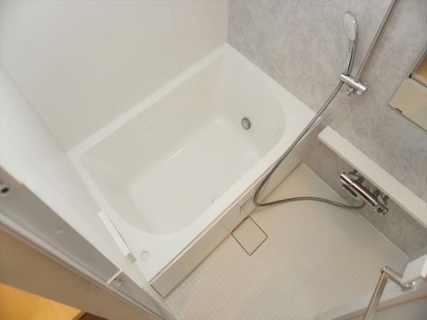 バス・シャワールーム　浴室