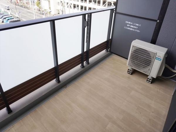 バルコニー　バルコニー（テラス）
