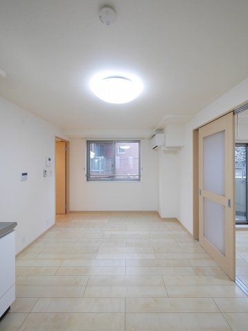 居室・リビング　ゆったりとした居間です