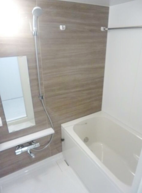 バス・シャワールーム　同仕様写真