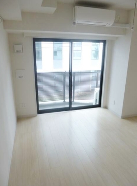 居室・リビング　同仕様写真