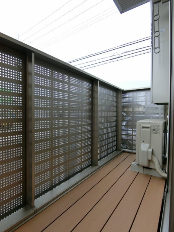 バルコニー　図面と現状に相違がある場合には現状を優先