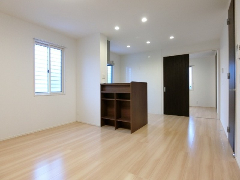 居室・リビング　図面と現状に相違がある場合には現状を優先