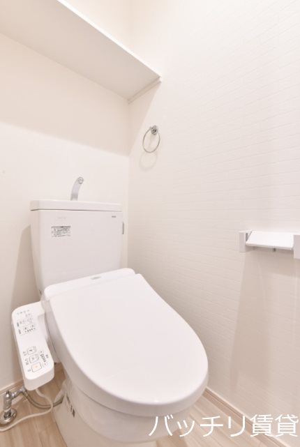 トイレ　類似の物件になります。現況を優先致します。