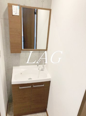 洗面設備　独立洗面台です。