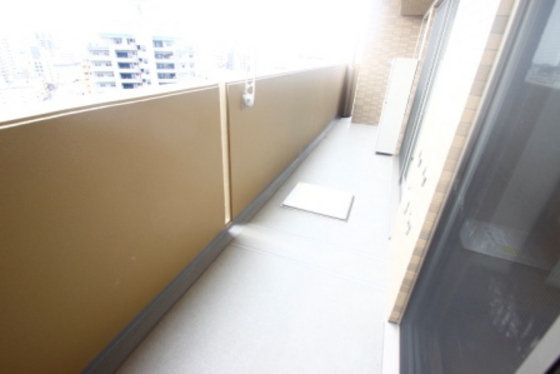 バルコニー　※別部屋の写真です