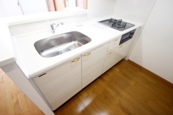 キッチン　※別部屋の写真です