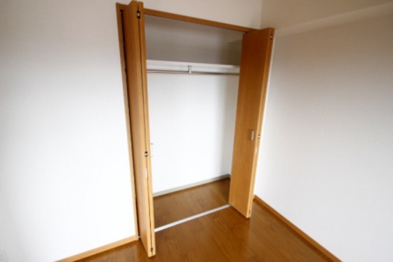 収納　※別部屋の写真です