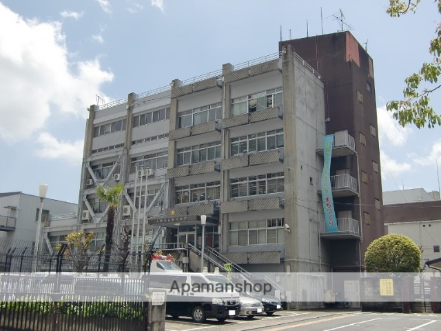 警察署・交番　高槻警察署（警察署・交番）まで4700m