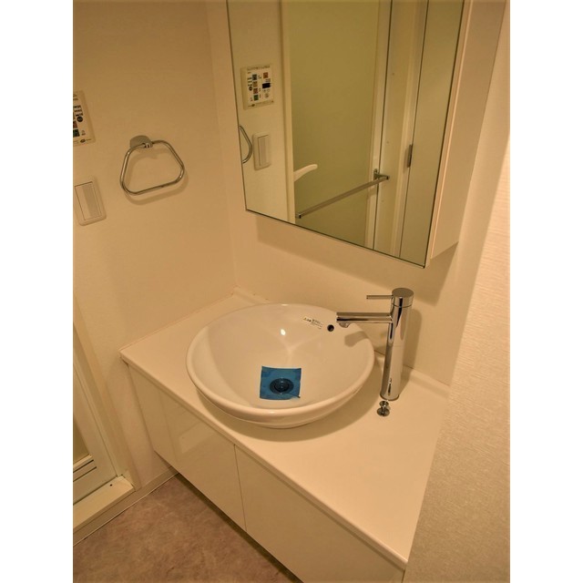 洗面設備　脱衣スペースもあります