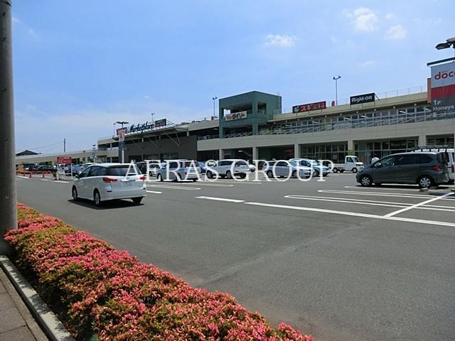 スーパー　ヤオコー三芳藤久保店（スーパー）まで581m