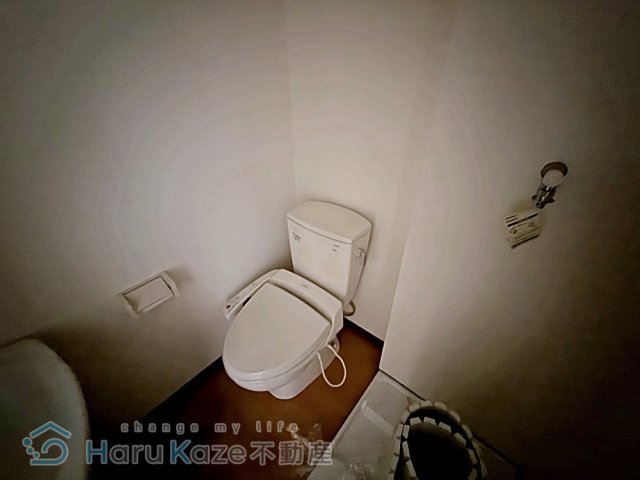 名鉄常滑線 柴田駅 徒歩4分 2階建 築17年のトイレ写真