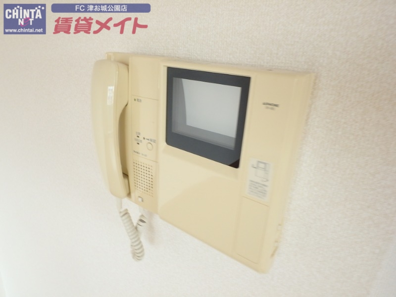 セキュリティ　同型参考写真