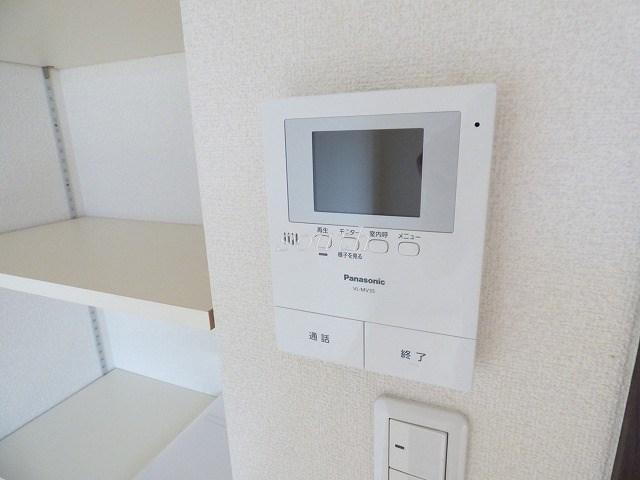セキュリティ　安心のモニター付きインターホン♪
