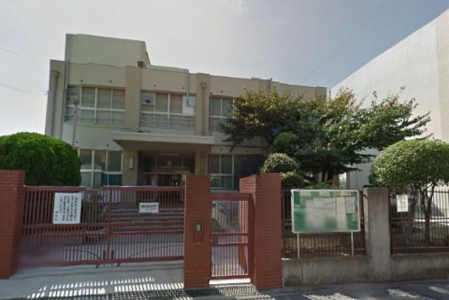 中学校　大阪市立放出中学校（中学校）まで1196m