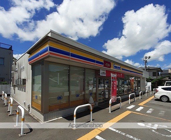 コンビニ　ミニストップ小松島町店様（コンビニ）まで500m
