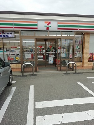 コンビニ　セブンイレブン美川インター店（コンビニ）まで180m