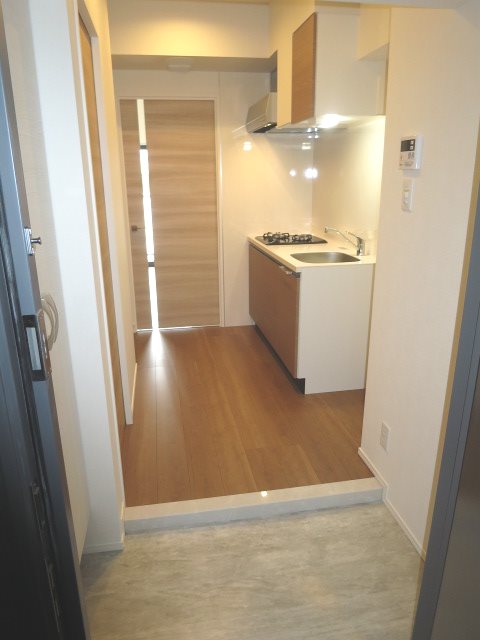 玄関　室内写真は同タイプ別号室