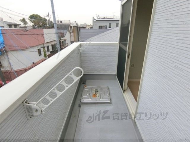 バルコニー　ベランダ