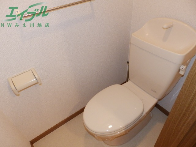 トイレ　同型参考写真