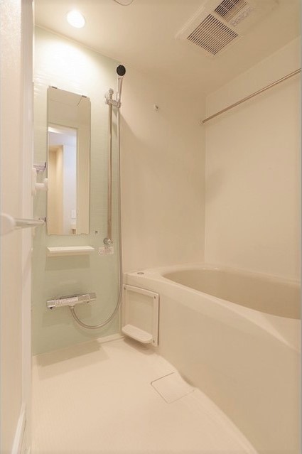 バス・シャワールーム　同タイプ別室