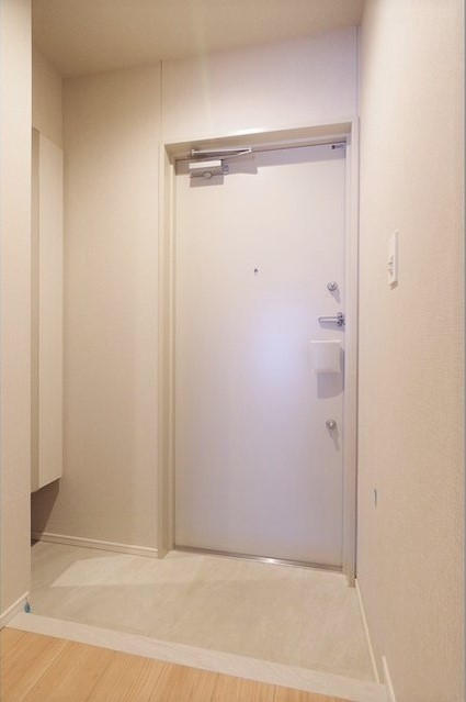 玄関　同タイプ別室