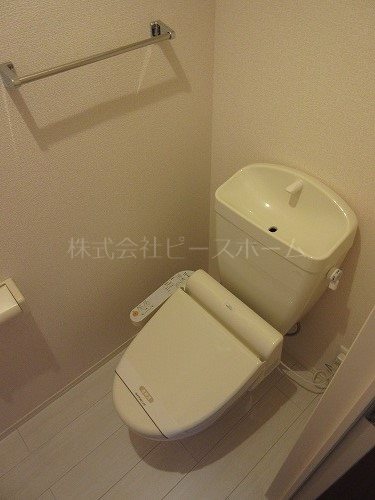 トイレ　※別号室参考写真