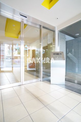 エントランス　管理の行き届いたエントランスです♪