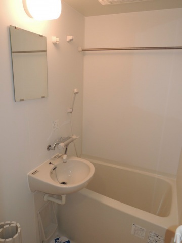 バス・シャワールーム　日々の疲れを癒すお風呂です♪