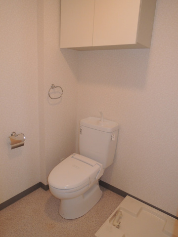 その他　落ち着いた色調のトイレです♪