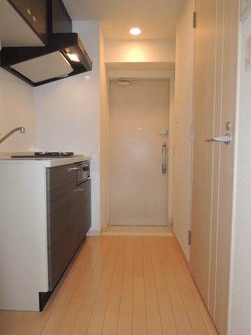 玄関　収納豊富なシューズボックスです♪