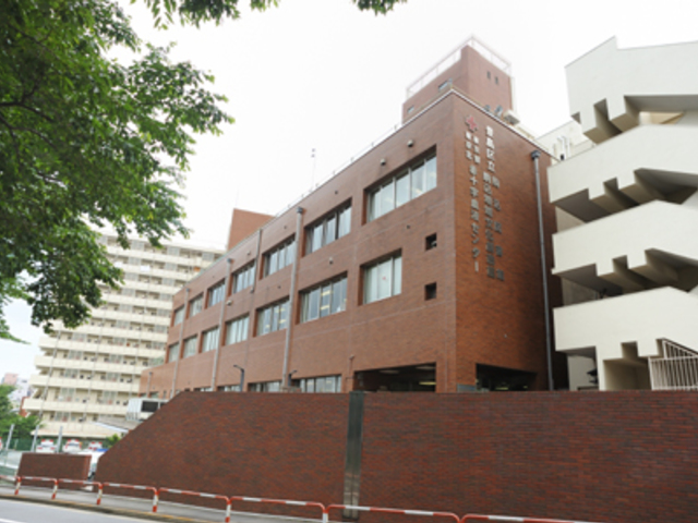 図書館　豊島区立駒込図書館（図書館）まで102m