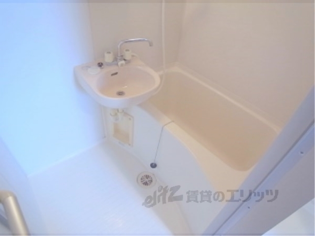 バス・シャワールーム　ユニットバス