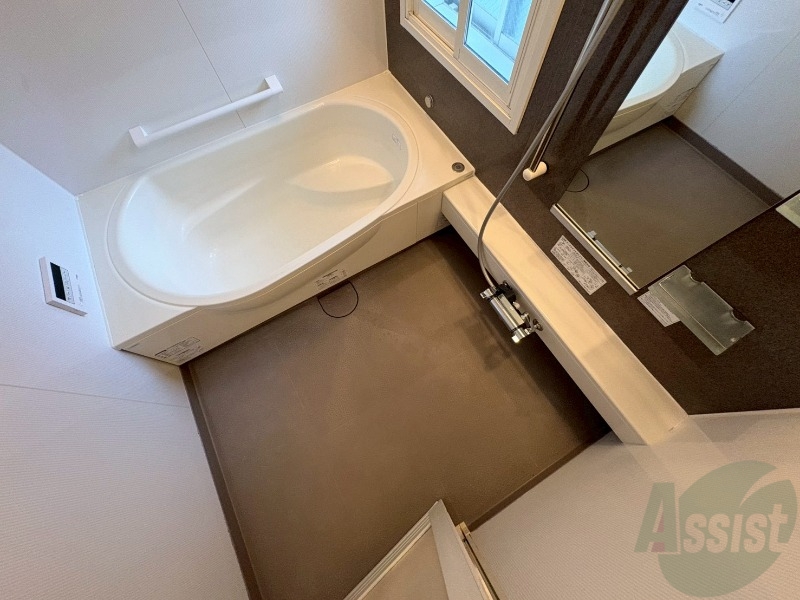 バス・シャワールーム　疲れた時はゆっくり湯船につかってみてはいかがでしょうか。