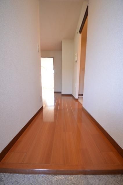 玄関　★お部屋探しは株式会社タウンハウジング東京まで★