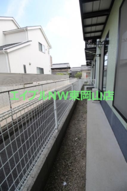 バルコニー　テラス