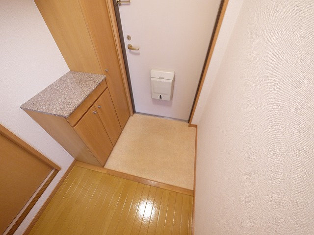 玄関　落ち着いた玄関です