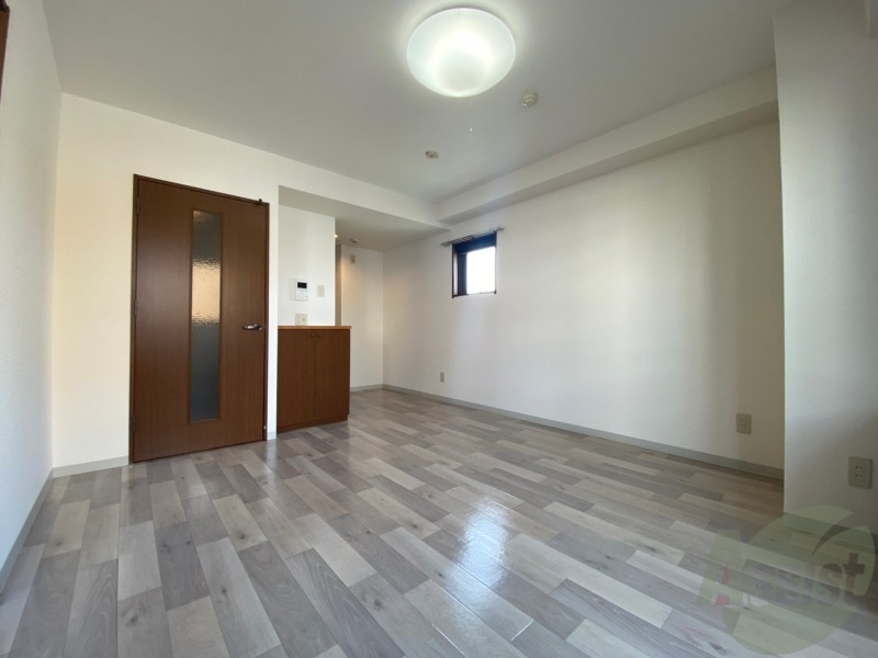 居室・リビング　明るいお部屋は気持ちよく過ごせそうですね。